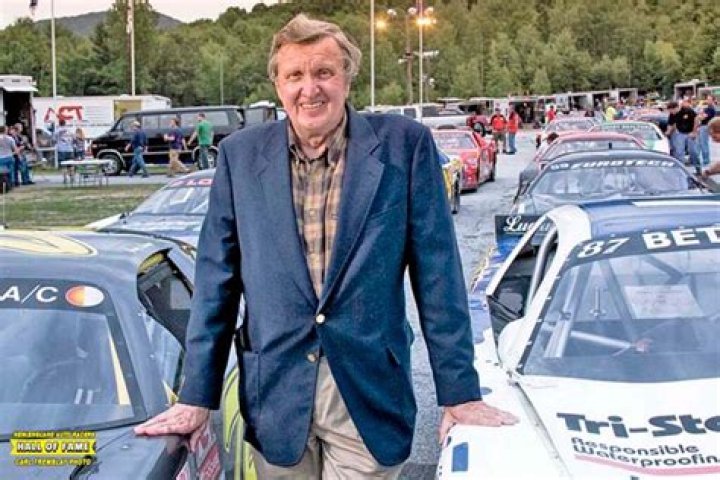 Discover The Secrets Of Thunder Road Founder Ken Squier's Net Worth