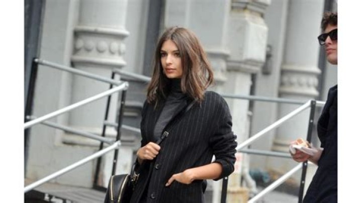 Emily Ratajkowski News, Photos And Videos Hollywood Life |